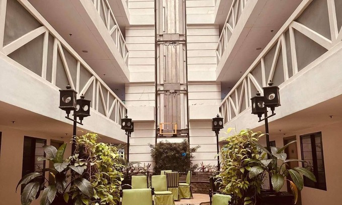 Silang Junction North Condo | Pine Suites Tagaytay Cityn
