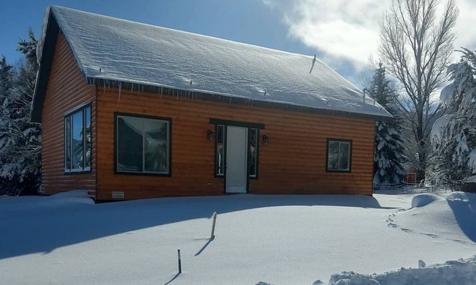 Pine Valley House | Pine Valley Getaway (New Home)