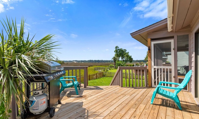 North Charleston House | Pineapple & Palms: Spectacular Views