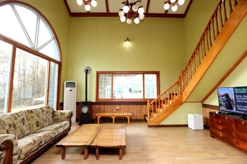 Hongcheon House | Pinearoma Pension