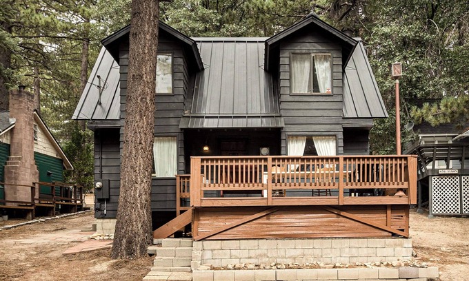 Green Valley Lake Cabin | Pineland Getaway – A Serene Wooded Escape! Private Cabin for 6