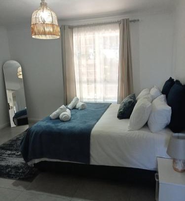 Pinelands Apartment | Pinelands Apartment