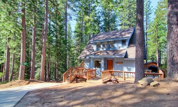 Yosemite West House | Pinetree Retreat