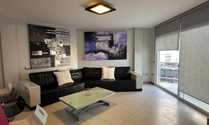 Talamanca Apartment | PINK Apartment Marina Botafoch Ibiza