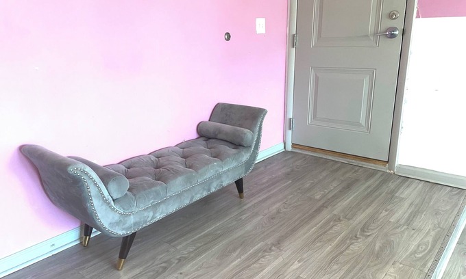 East Point Apartment | Pink aura 1-bedroom apartment in welcoming Atlanta