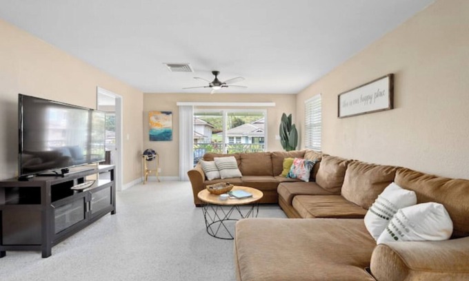 Kapolei Villa | Pinnacle Breeze Getaway