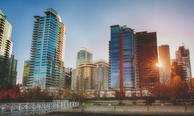 Coal Harbour Hotel | Pinnacle Hotel Harbourfront