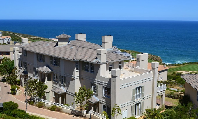 Pinnacle Point Villa | Pinnacle Point Golf Villa - 8.2 (Golf Safari SA)