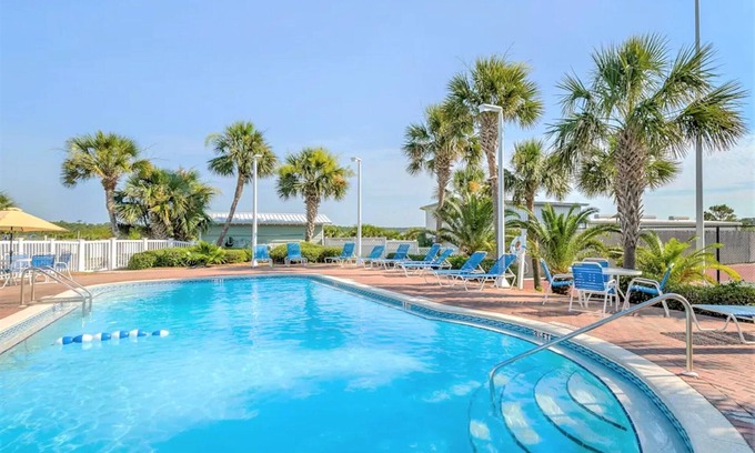 Sunnyside Condo | Pinnacle Port by Panhandle Getaways