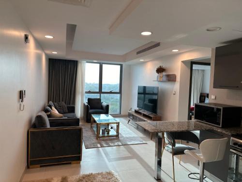 Al Ghubrah Ash Shamaliyyah Apartment | Pinnacle Row Seaview Elegance