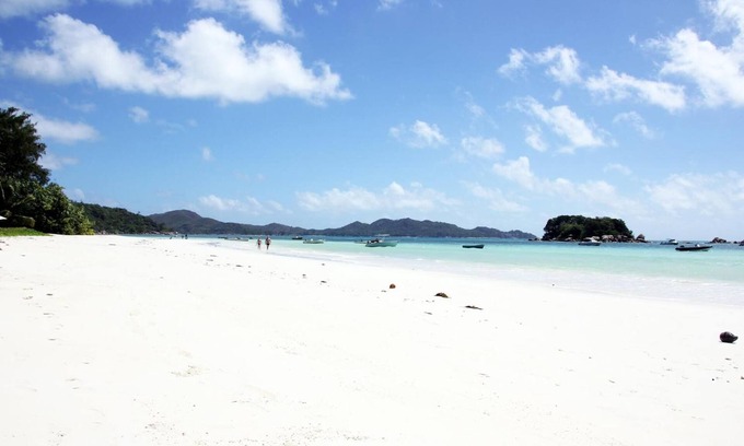 Praslin Island House | Pirogue Lodge
