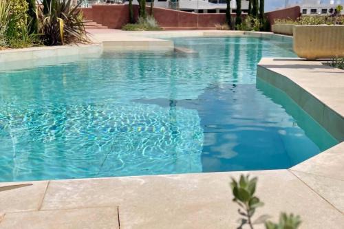 Guadalupe Apartment | Piscina Chic con gran Terraza