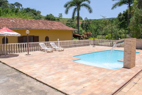 Brumadinho House | Piscina, churrasco, fogão a lenha a uma hora de BH