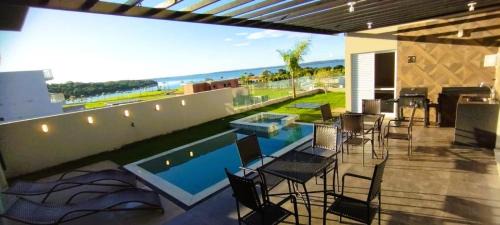 Paranapanema House | Piscina com Vista - Check-in 9h - 60m da Represa