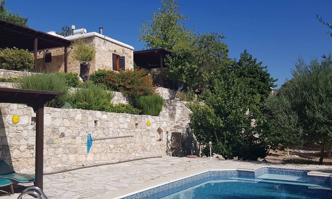 Episkopi House | Piskopos Country House