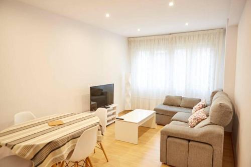 Torrelavega Apartment | Piso céntrico en Torrelavega