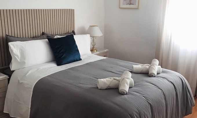 Santa Justa y Rufina-Parque de Miraflores Apartment | Piso Ideal Para Familias con Habitación Para Jugar los Niños