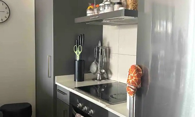 Sabadell Apartment | Piso Sabadell, Cerca de dos Estaciones de Tren