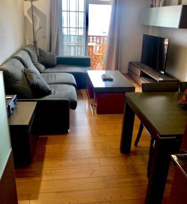 Algeciras Apartment | Piso semicentrico con vistas a la bahía de Algeciras