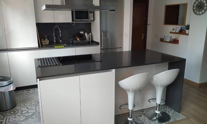 Teis Apartment | Piso Travesía Vigo Reformado Vistas Ria