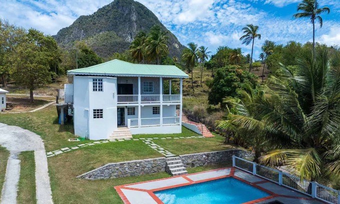 Choiseul House | Piton Star Villa