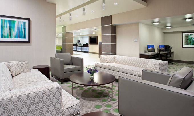 Green Tree Hotel | Pittsburgh Plaza Hotel