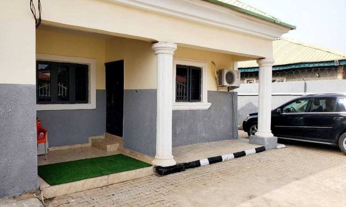 Gwarinpa Estate House | Pjp2 Family and Friendly Shortlet Apartment 15mins drive to the central Area