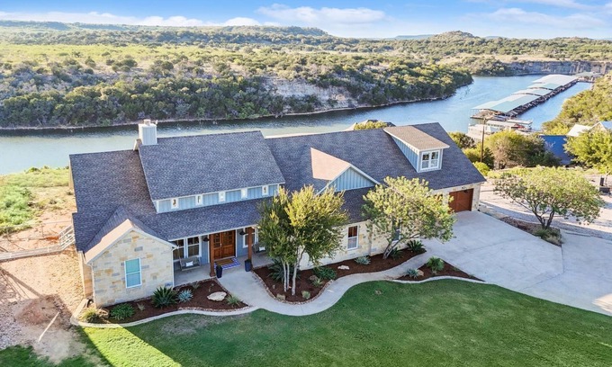 Palo Pinto County House | PK LakeTime: 6 Bedroom/4 Bath Home with Dock, pool/hot tub, and game room