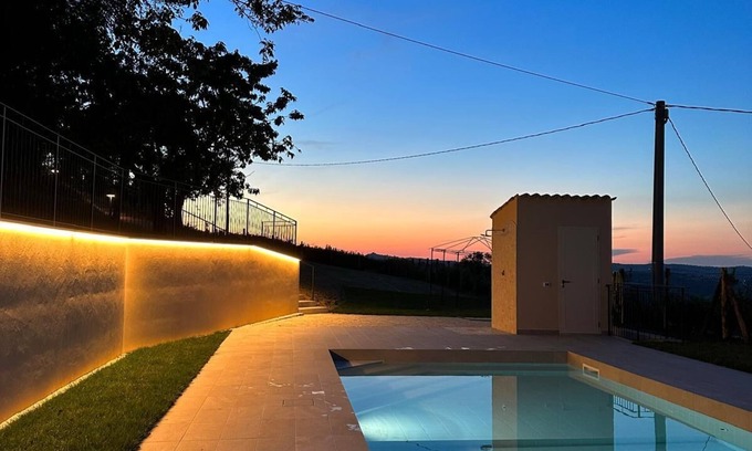 Monte Vidon Combatte Villa | "Places of the soul" Country House- Private luxurious villa with pool