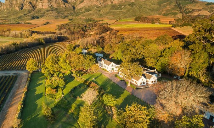 Simondium House | Plaisir Estate Accommodation