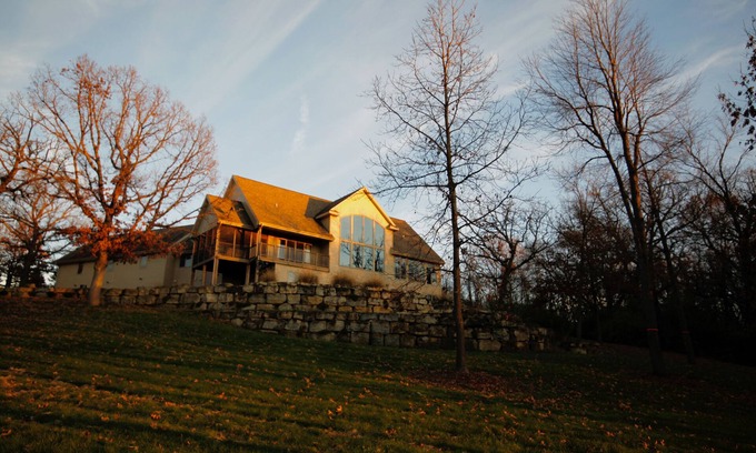 Deerfield House | Plan your reunion/gathering now in beautiful rural South Central Wisconsin