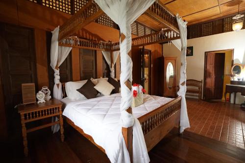 Taal House | Plantacion Isabelle