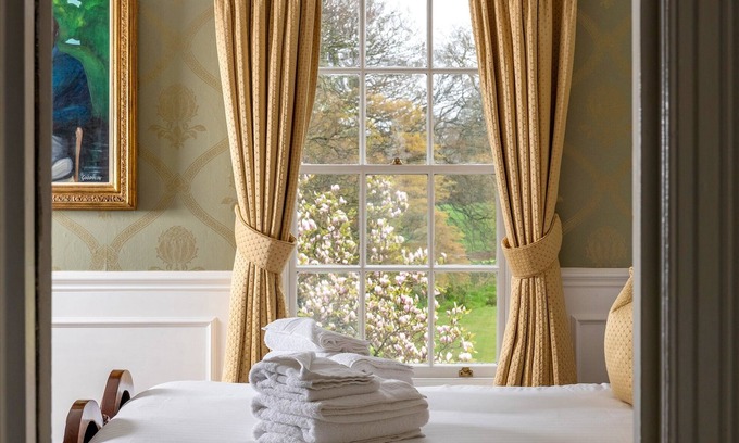 Dinas House | Plas Dinas Country House