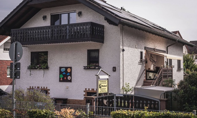 Hahnlein Apartment | Platanenweg vacation apartment, perfect for up to 4 people