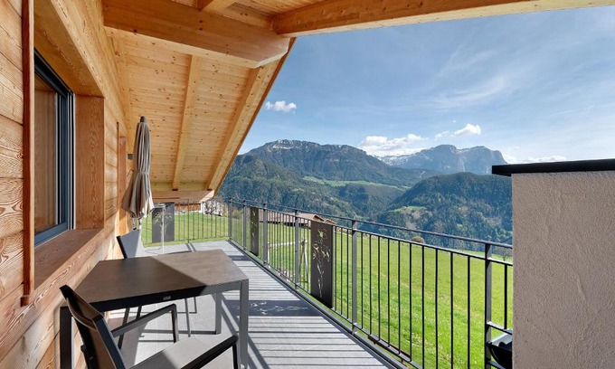 Lajen Apartment | Platiederhof Apt Tschöfas