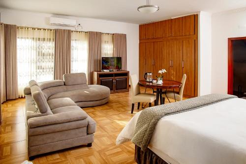 Matola Hotel | Platinum Lodge Matola