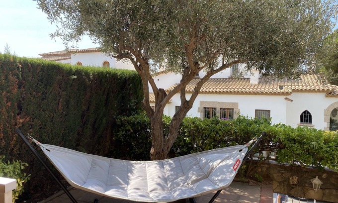Platja d'Aro Apartment | Platja d'aro 300m beach. Renovated apartment with garden.