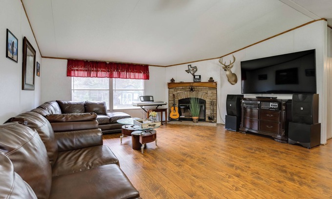 Cleveland House | Play Games, Bike & Unwind: Cleveland Family Home!