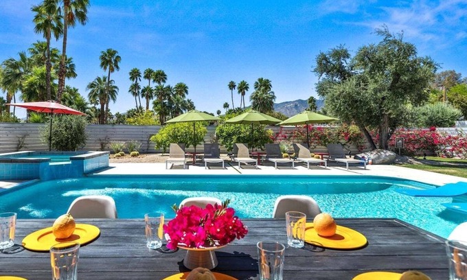 Sunmor House | Play More in Sunmor - Palm Springs Perfection: Private Pool, Spa & Stunning Views