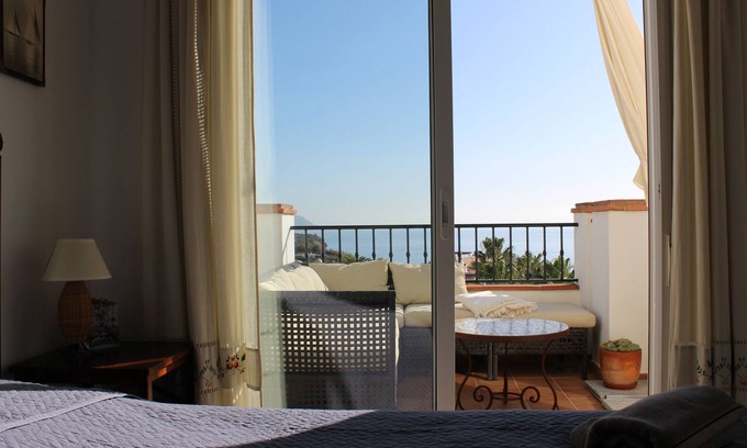 Chimenea Apartment | Playa Burriana, stor terrass, havsutsikt, pool