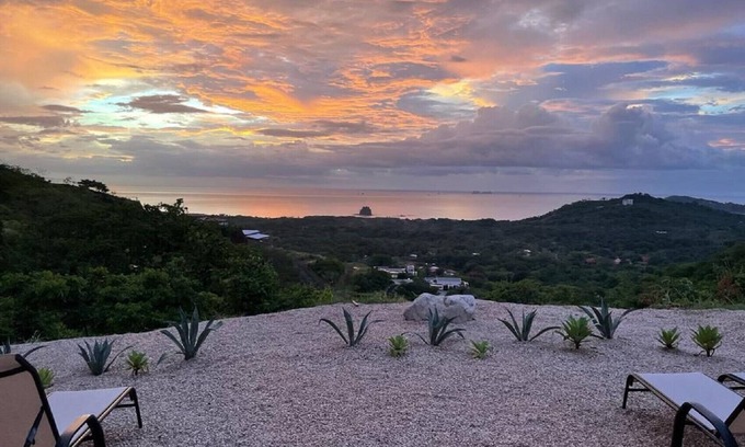 Brasilito Apartment | Playa Flamingo – new, cozy Ocean view Studio Ayla - C