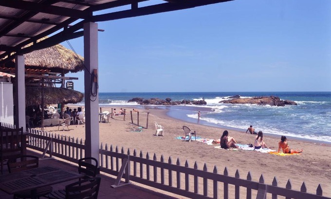 Las Penitas Hotel | Playa Roca Beach Hotel