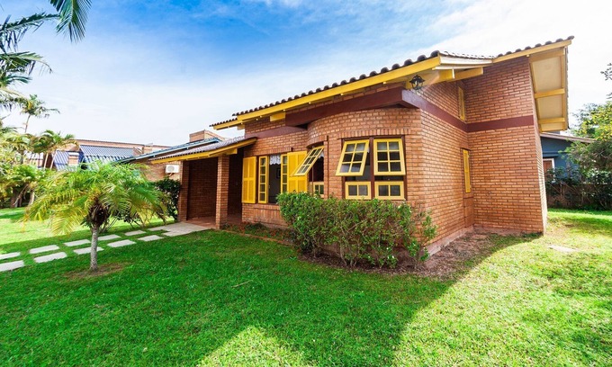 Ponta das Canas House | Playground and pool condominium - House 2 bedrooms and 1 suite