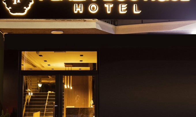 Pristina Bed & Breakfast | Plaza Boutique Hotel