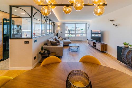 Burgos Apartment | Plaza España - Apartamentos Burgos Deluxe