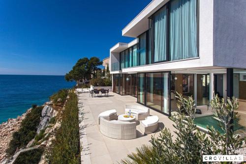 Primosten Villa | Plaza Ii