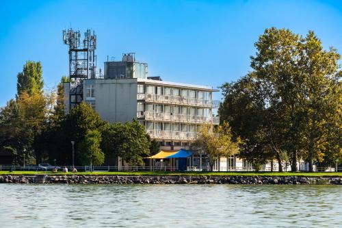 Siofok Hotel | Plazs Hotel Siófok