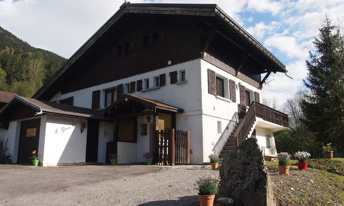 Saint-Gervais-les-Bains Ski Chalet | Pleasant house in a quiet hamlet