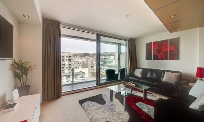 Te Aro Apartment | Pleasant 2 bedroom Wellington apartment