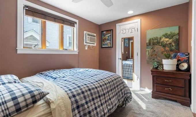 Avalon Apartment | Pleasant 2 Bedroom Getaway in Avalon, PA